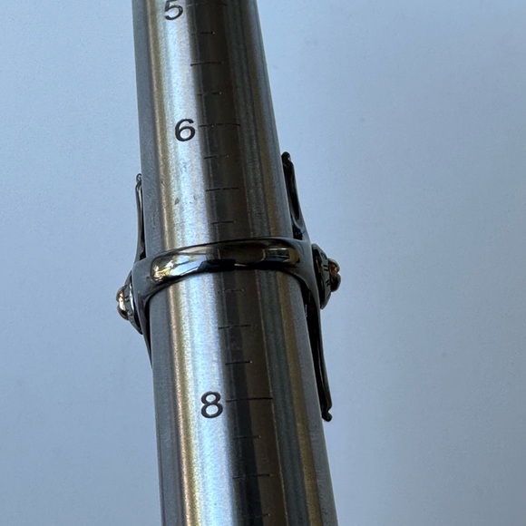 Retired Henri Bendel Statement Ring - Picture 9 of 9